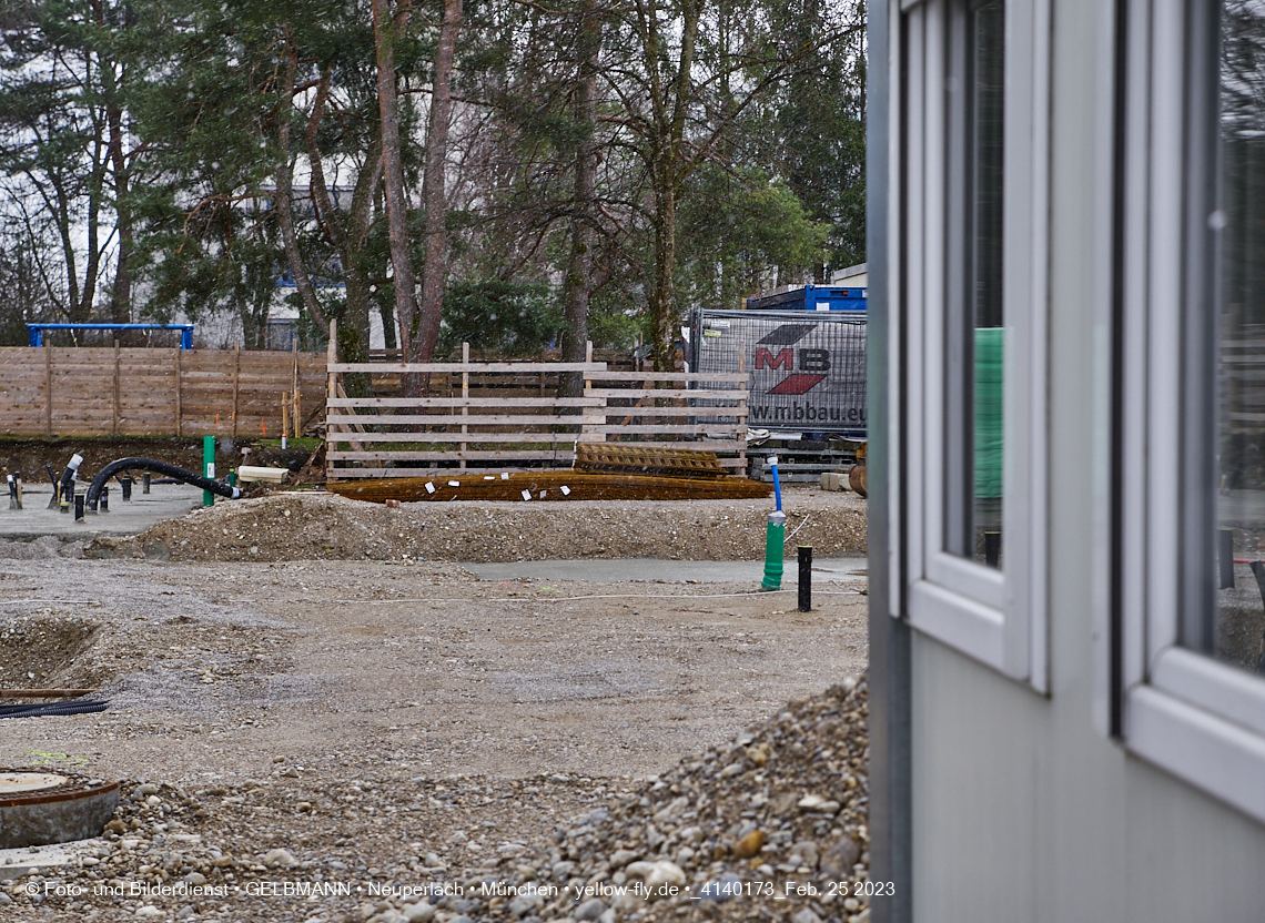 25.02.2023 -  Baustelle Haus für Kinder in Neupelach Quiddestraße 3